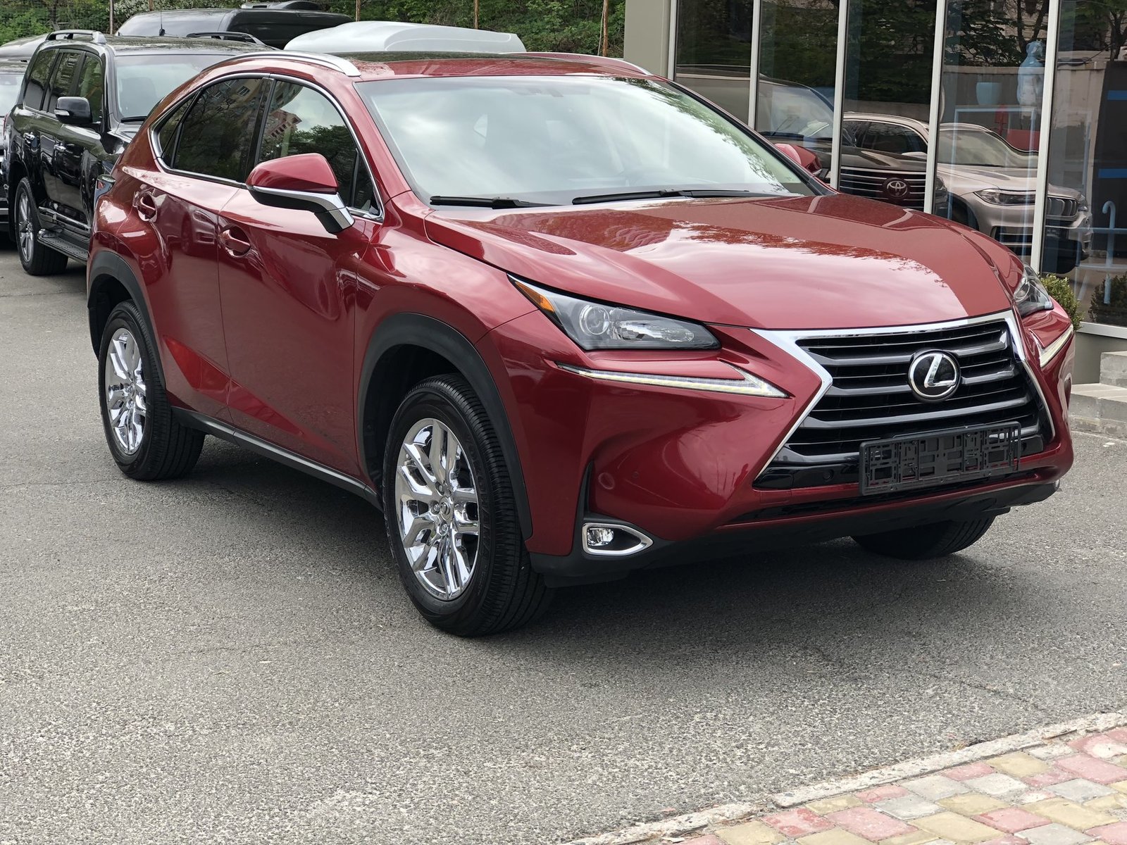 Lexus NX 200 Turbo , 2015 г. - 35 555 $, Салют Авто, г. Киев