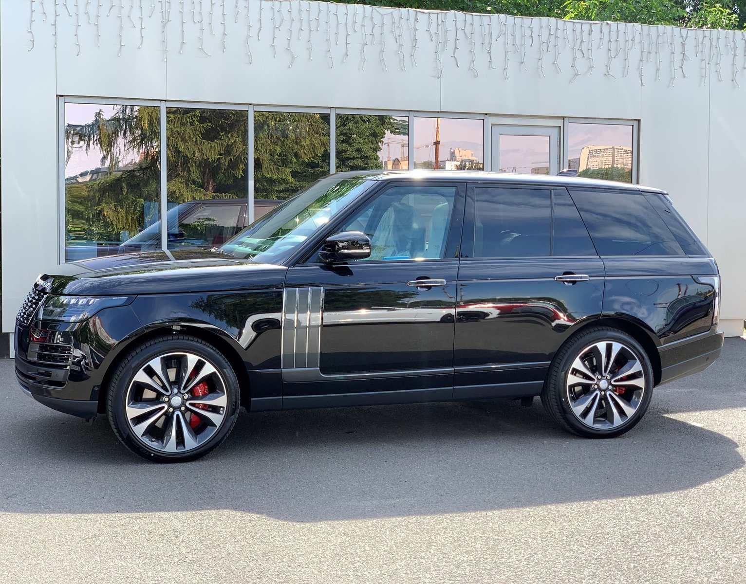 Range Rover SV Autobiography 2021